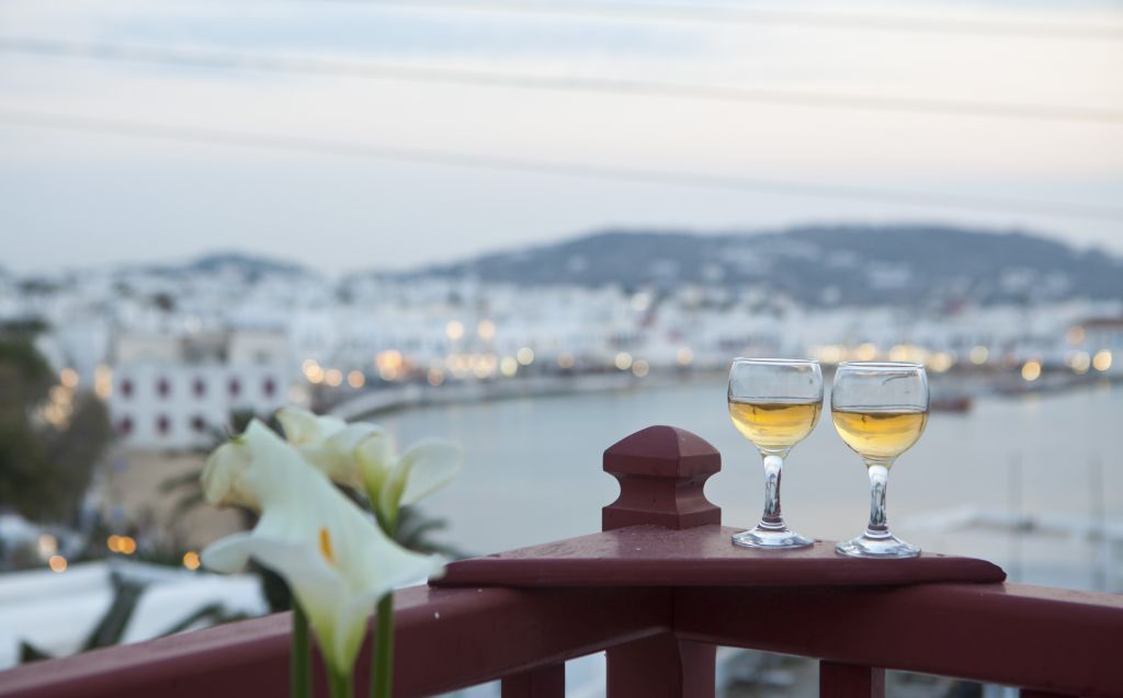 ARODOU STUDIO & APARTMENT